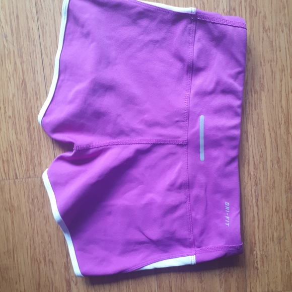 Nike Dri-Fit shorts - Picture 4 of 4